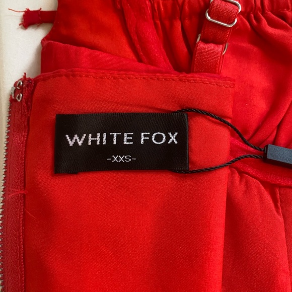 NWOT XXS White Fox Red Corset Top - Picture 3 of 3